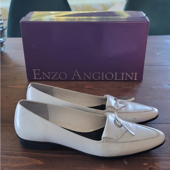 Enzo Angiolini white leather loafers flats pointy tassel - Picture 3 of 5